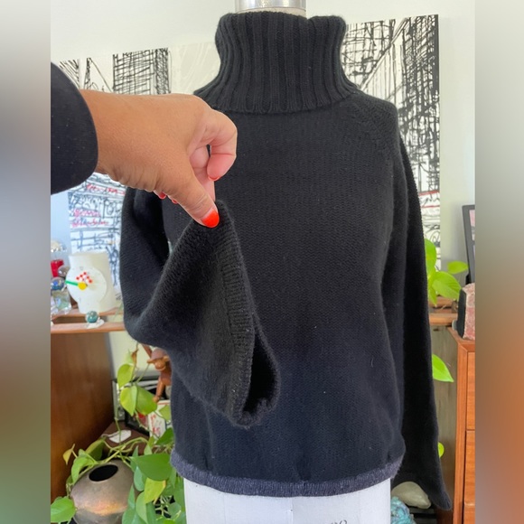 Dear Pruitt Cashmere sweater turtleneck black gray trim - Picture 2 of 10